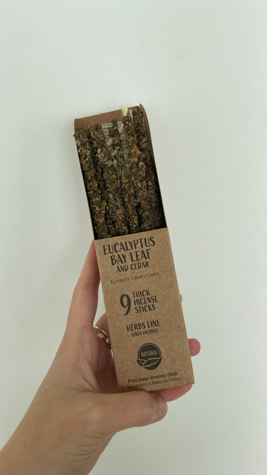 Encens - Eucalyptus, laurier et cèdre