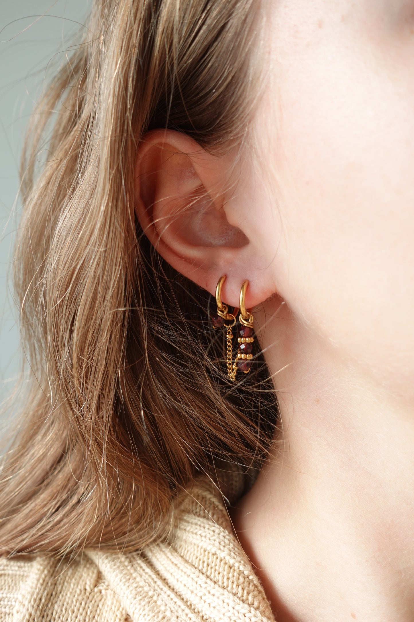 Doubles boucles grenat