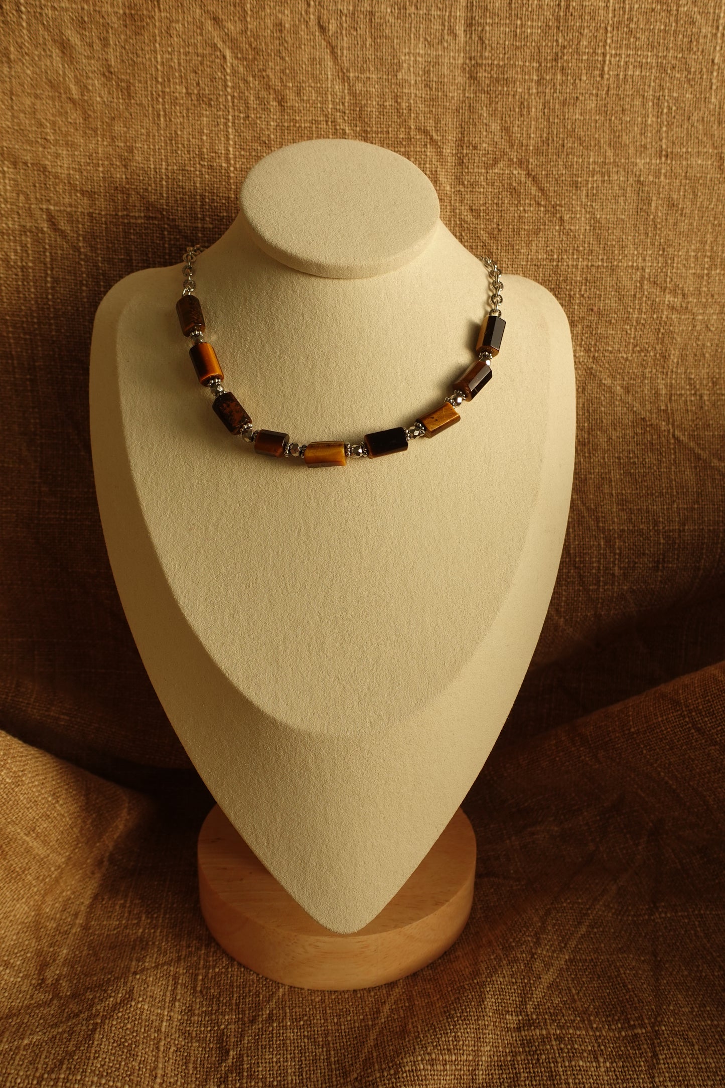 Collier Bellone